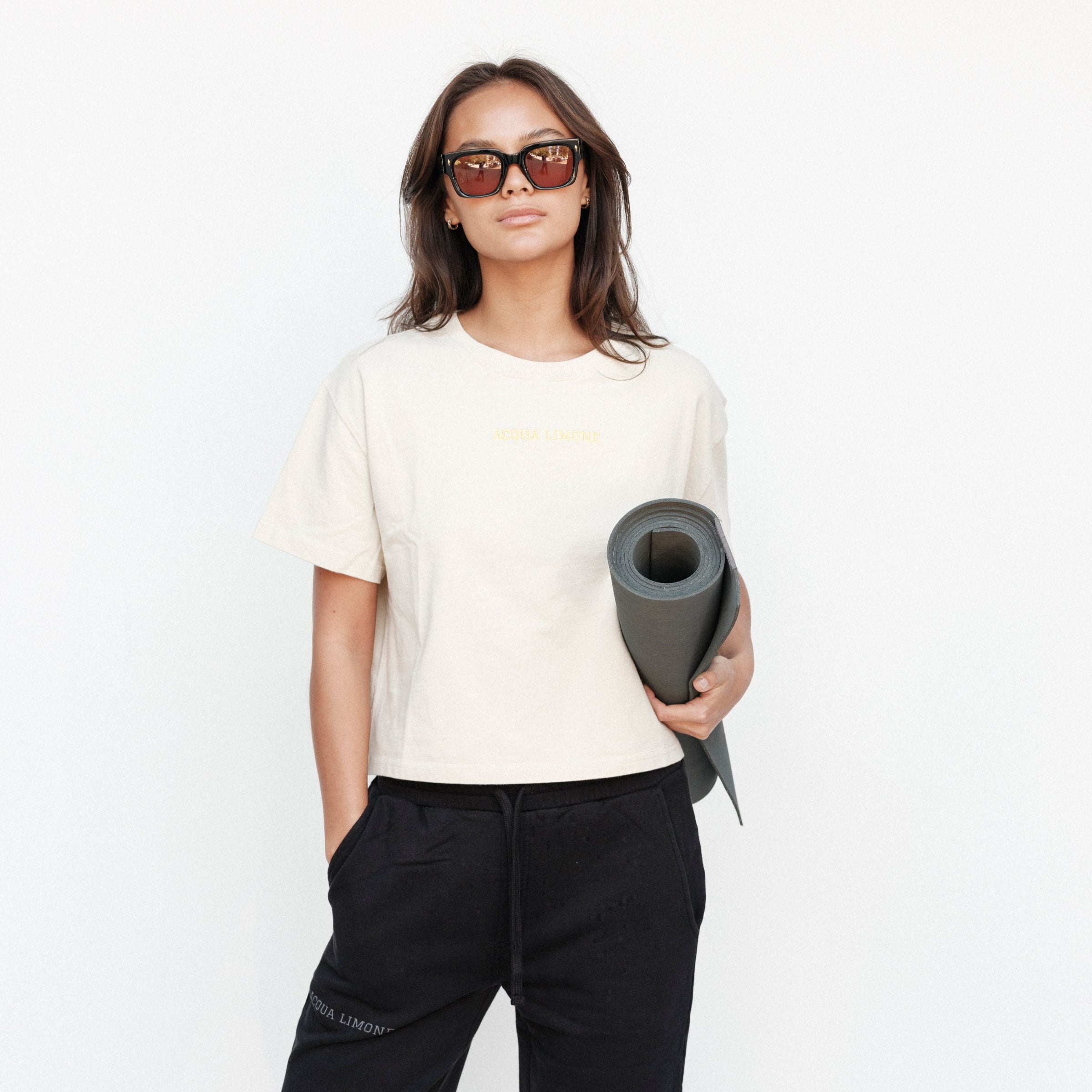 Cropped Ivy Tee - Khaki