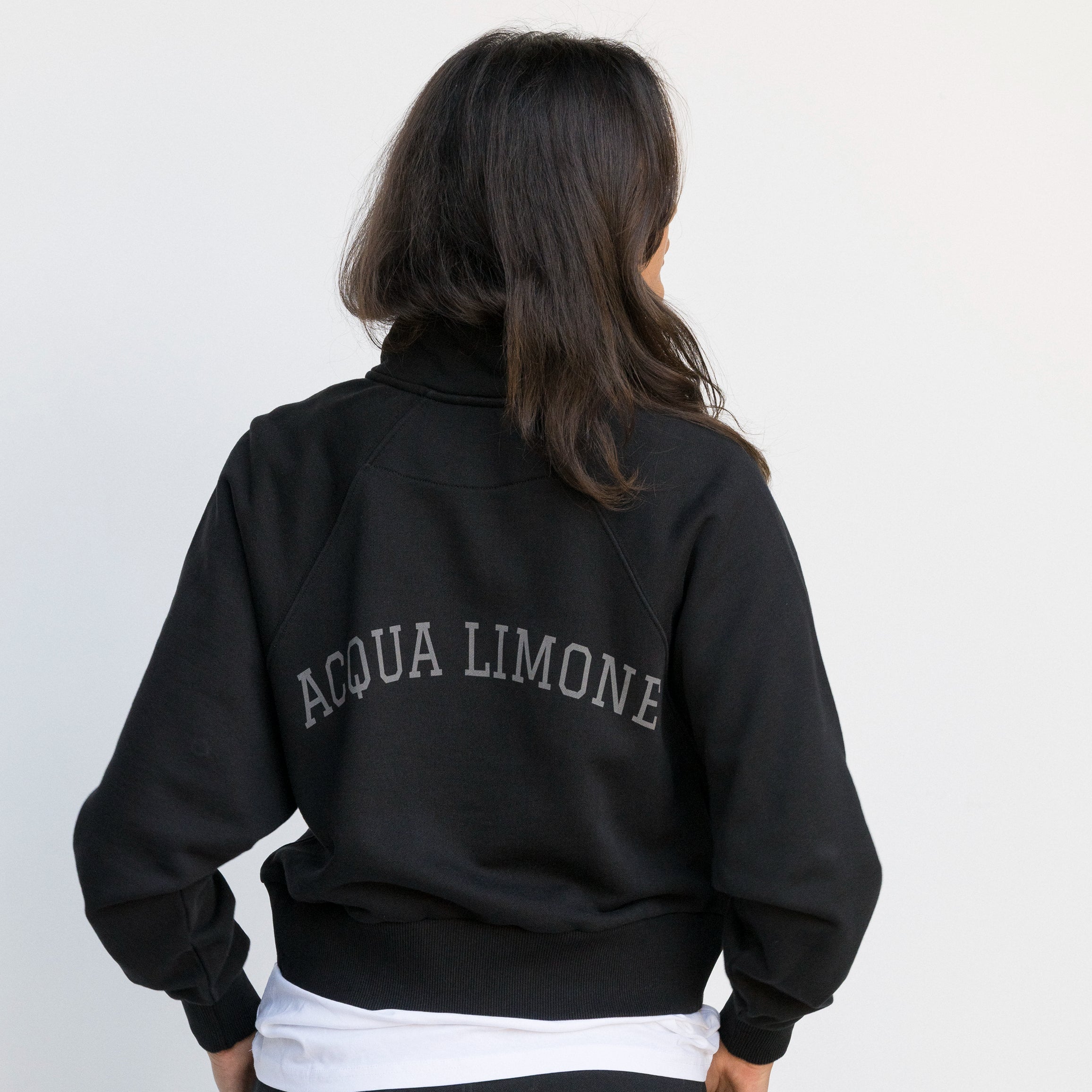Cropped Ivy Half Zip - Black