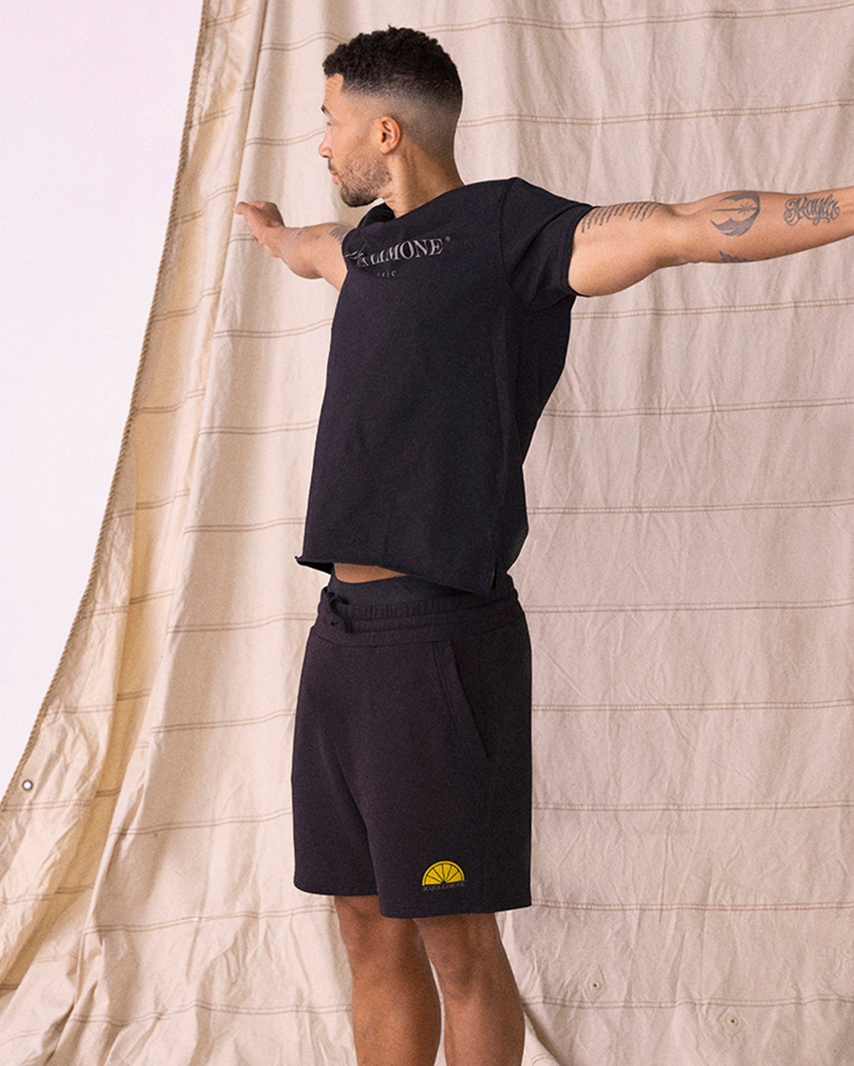 Sweatshorts - Black - Acqua Limone