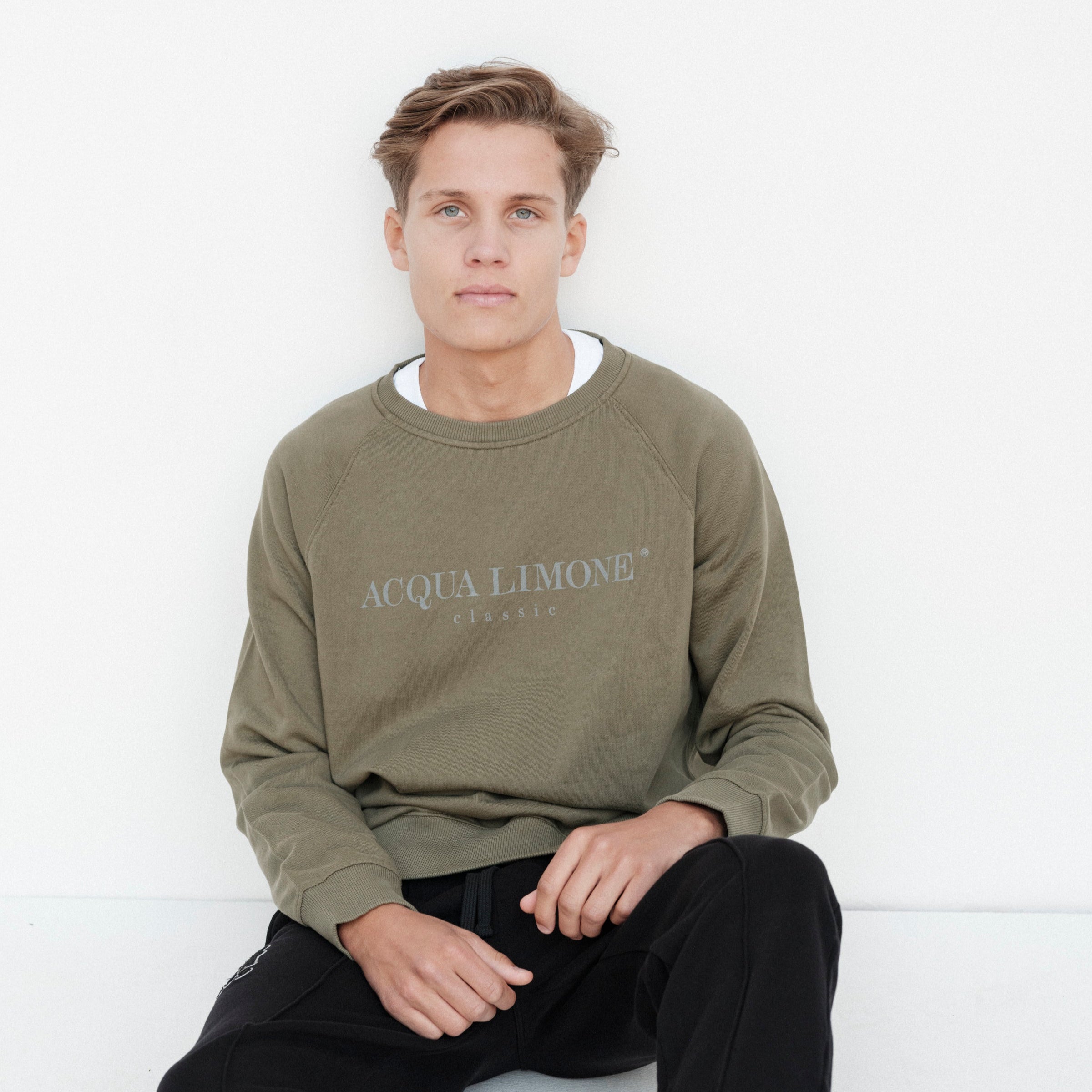 College Classic - Olive Green - Acqua Limone