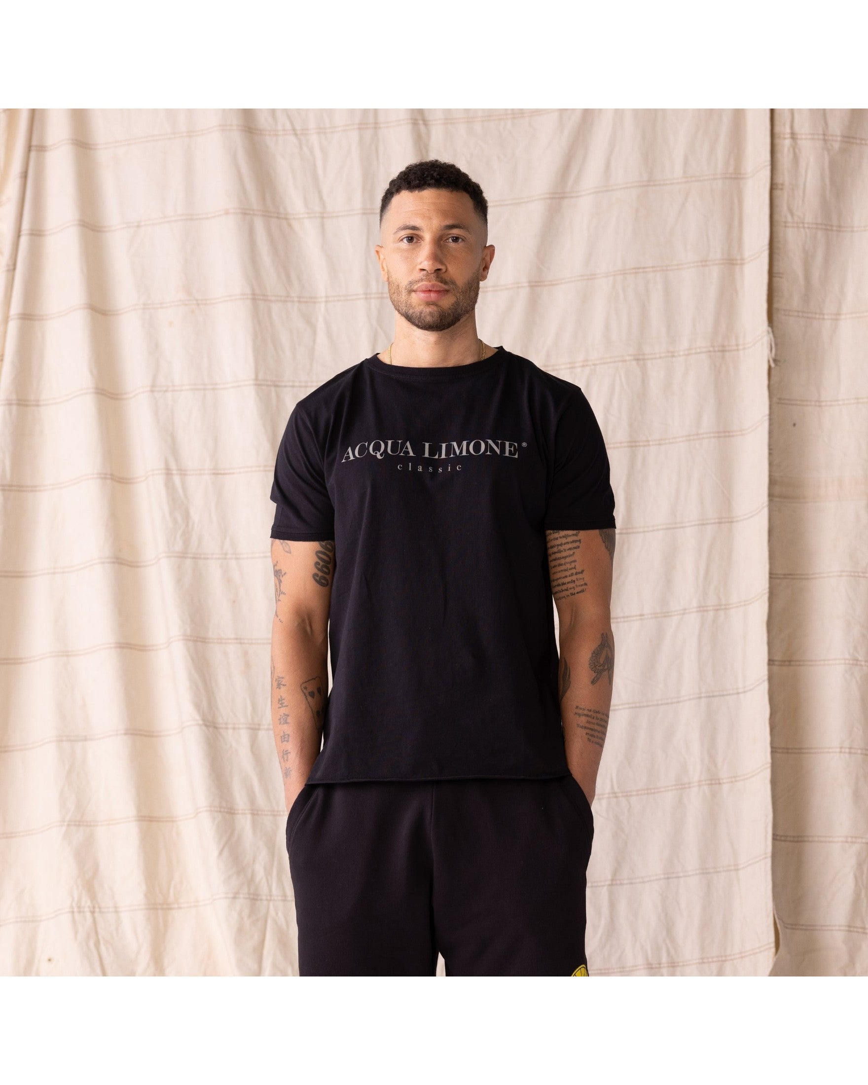 T-shirt Classic - Black - Acqua Limone